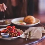 Kulturhotel Hessenland Innenstadt By Awesome מלון