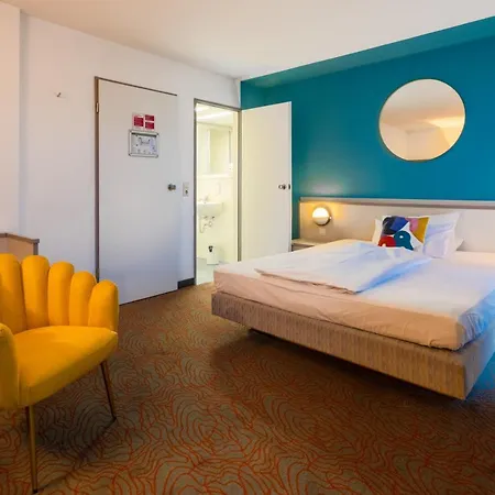 Hotel Hessenland Innenstadt By Awesome 3*