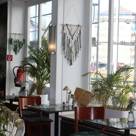 Hotel Hessenland Innenstadt By Awesome 3*
