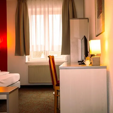 호텔 Kulturhotel Hessenland Innenstadt By Awesome