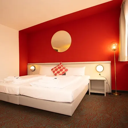 מלון Hessenland Innenstadt By Awesome 3*
