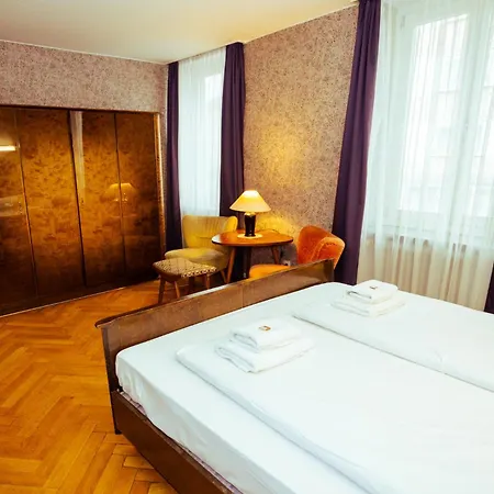 Hotel Kulturhotel Hessenland Innenstadt By Awesome Kassel