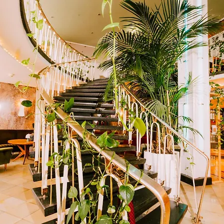 호텔 Kulturhotel Hessenland Innenstadt By Awesome 3*