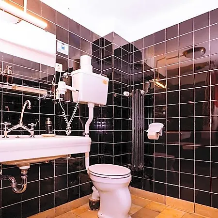 فندق Kulturhotel Hessenland Innenstadt By Awesome كاسيل