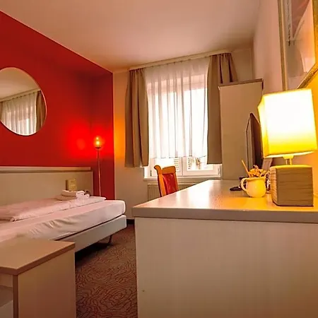 Kulturhotel Hessenland Innenstadt By Awesome كاسيل