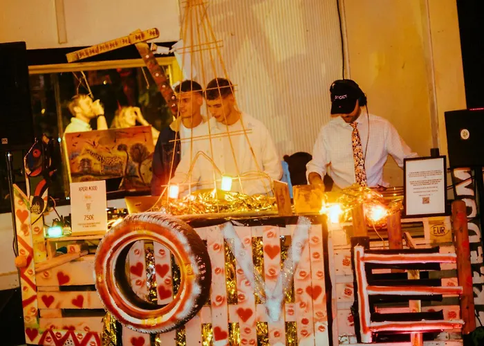 Kulturhotel Hessenland Innenstadt By Awesome Szálloda 3*