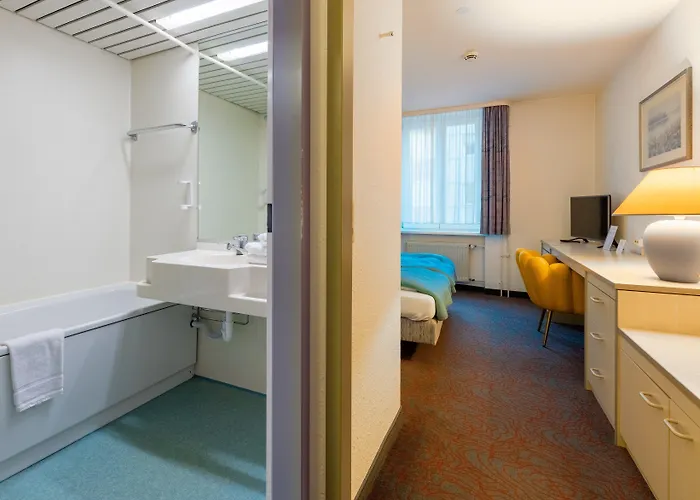 Kulturhotel Hessenland Innenstadt By Awesome Kassel