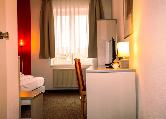 Hotel Kulturhotel Hessenland Innenstadt By Awesome