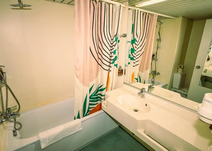 Kulturhotel Hessenland Innenstadt By Awesome 3* Kassel