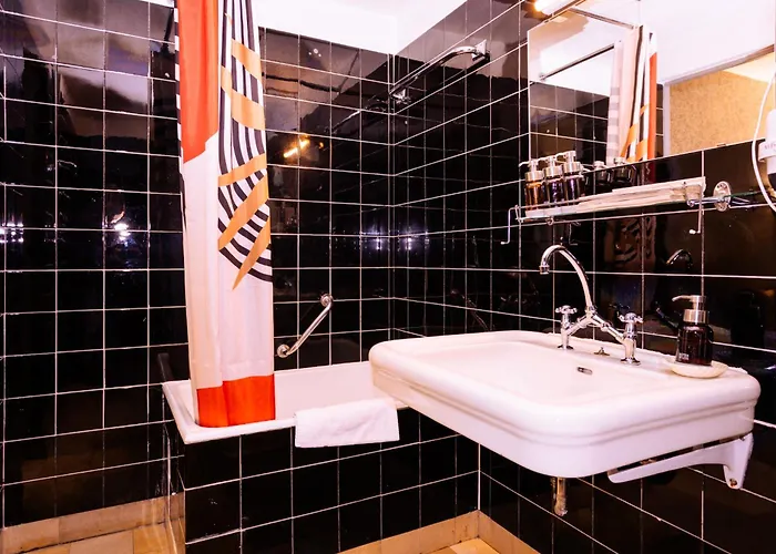 Kulturhotel Hessenland Innenstadt By Awesome Kassel